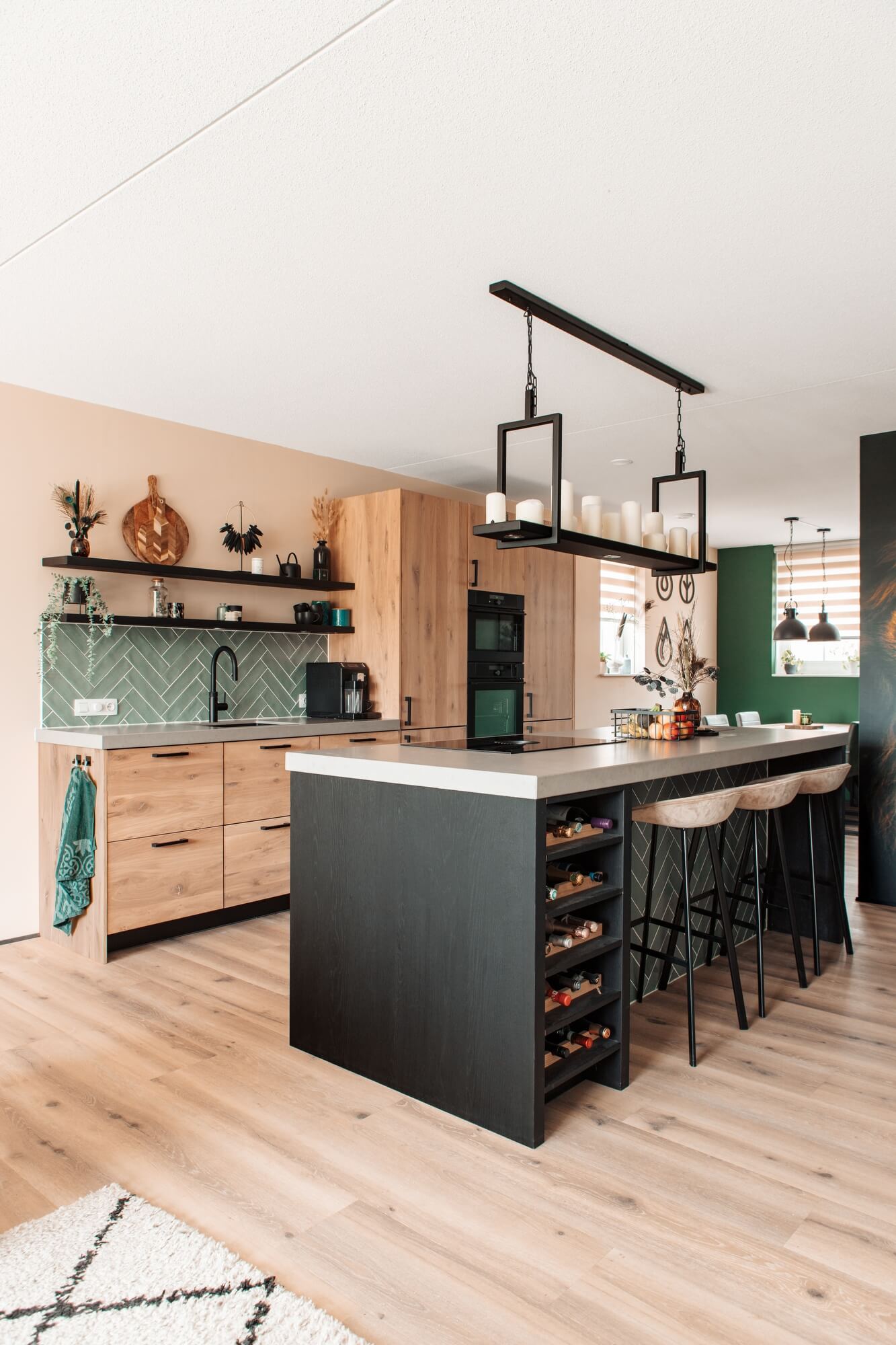 The benefits of an oak kitchen: timeless, durable and beautiful - img_0971
